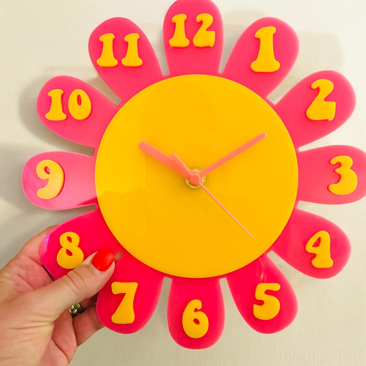 Retro Flower Wall Clock 25cm