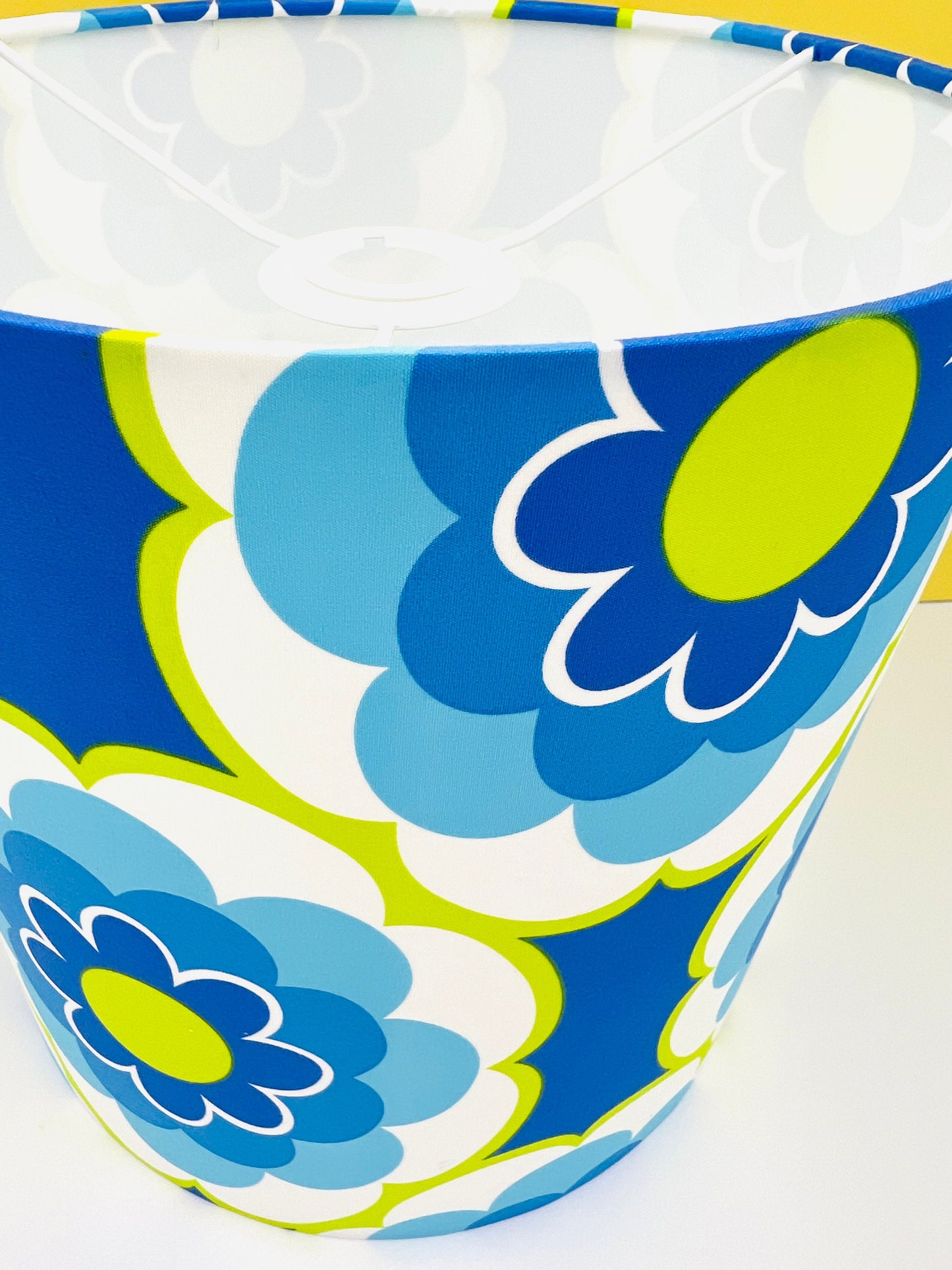 Retro Flower Lampshade 25cm