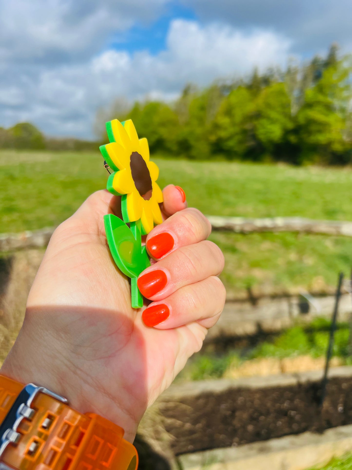 Large Sunflower Brooch