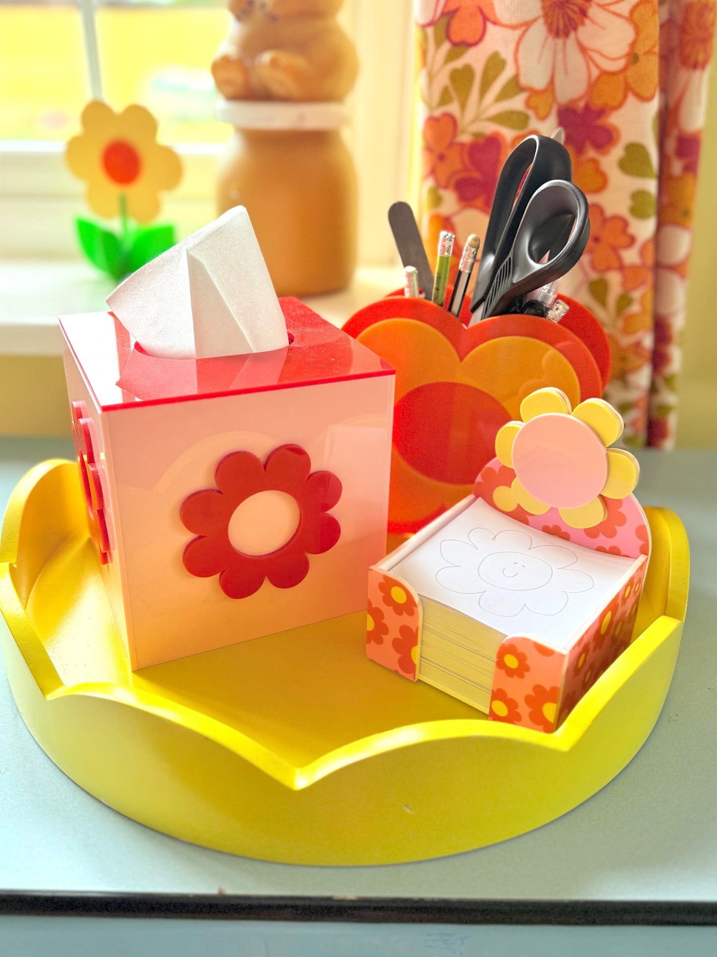 Note Paper Holder/Desk Accessories
