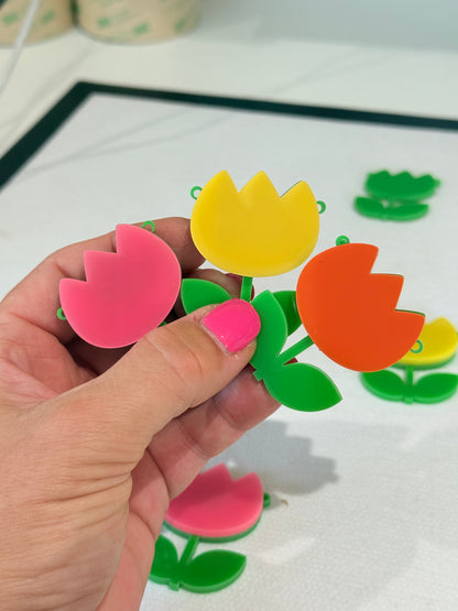 Fun Tulip Necklace