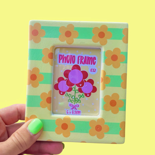 Small Ceramic Photo Frame, Retro Flower Design